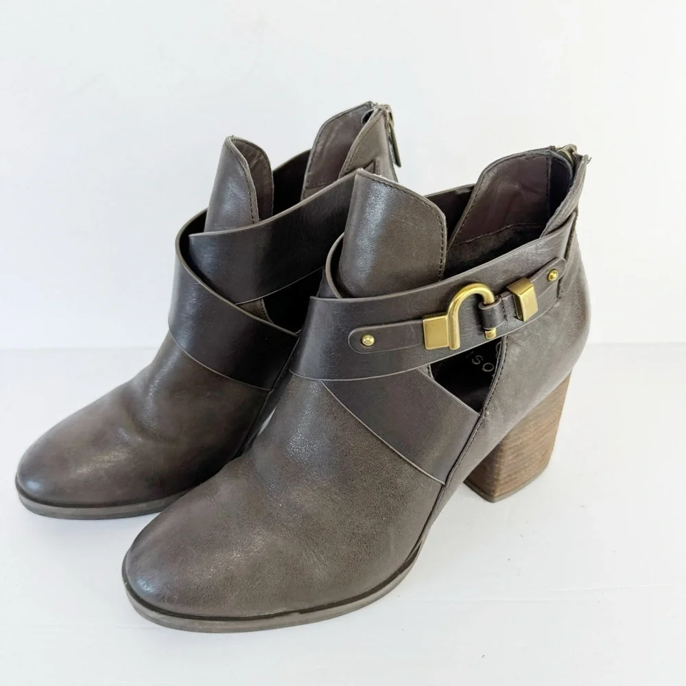 Isola Larkin Block Heel Bootie Brown Leather Zip-up Ankle Boots 8 Contemporary